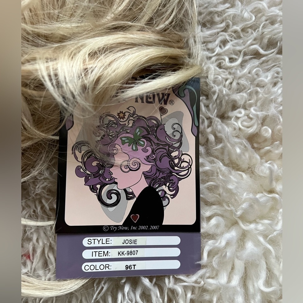 TRY NOW WIG Collection - Picture 7 of 8